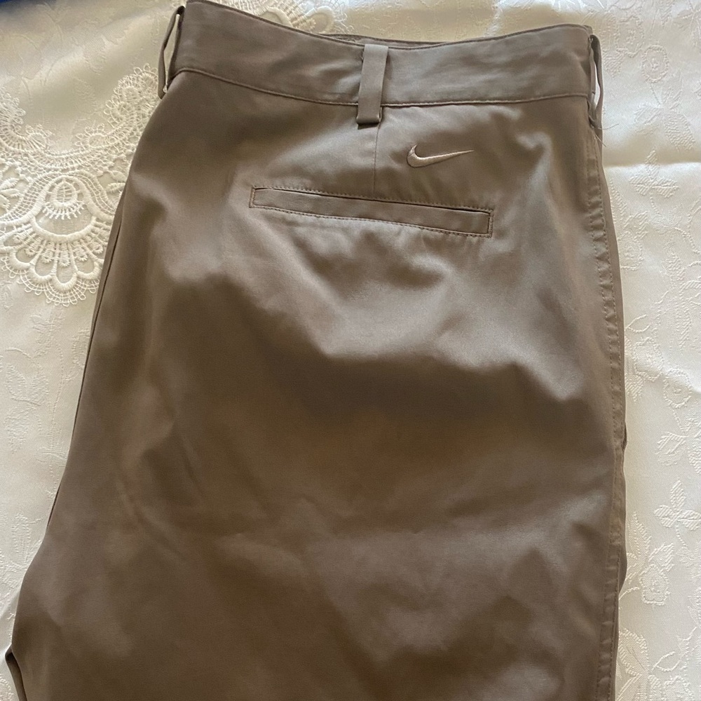 NIKE Golf DRI-FIT shorts - Picture 2 of 5